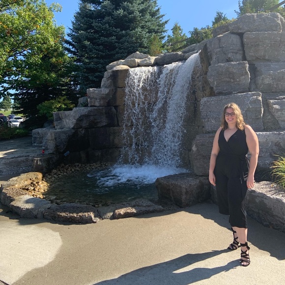 Danielle ๐ Cute plus size fashion ๐๐ปโโ๏ธโค๏ธ๐จ๐ฆ - Picture 7 of 10